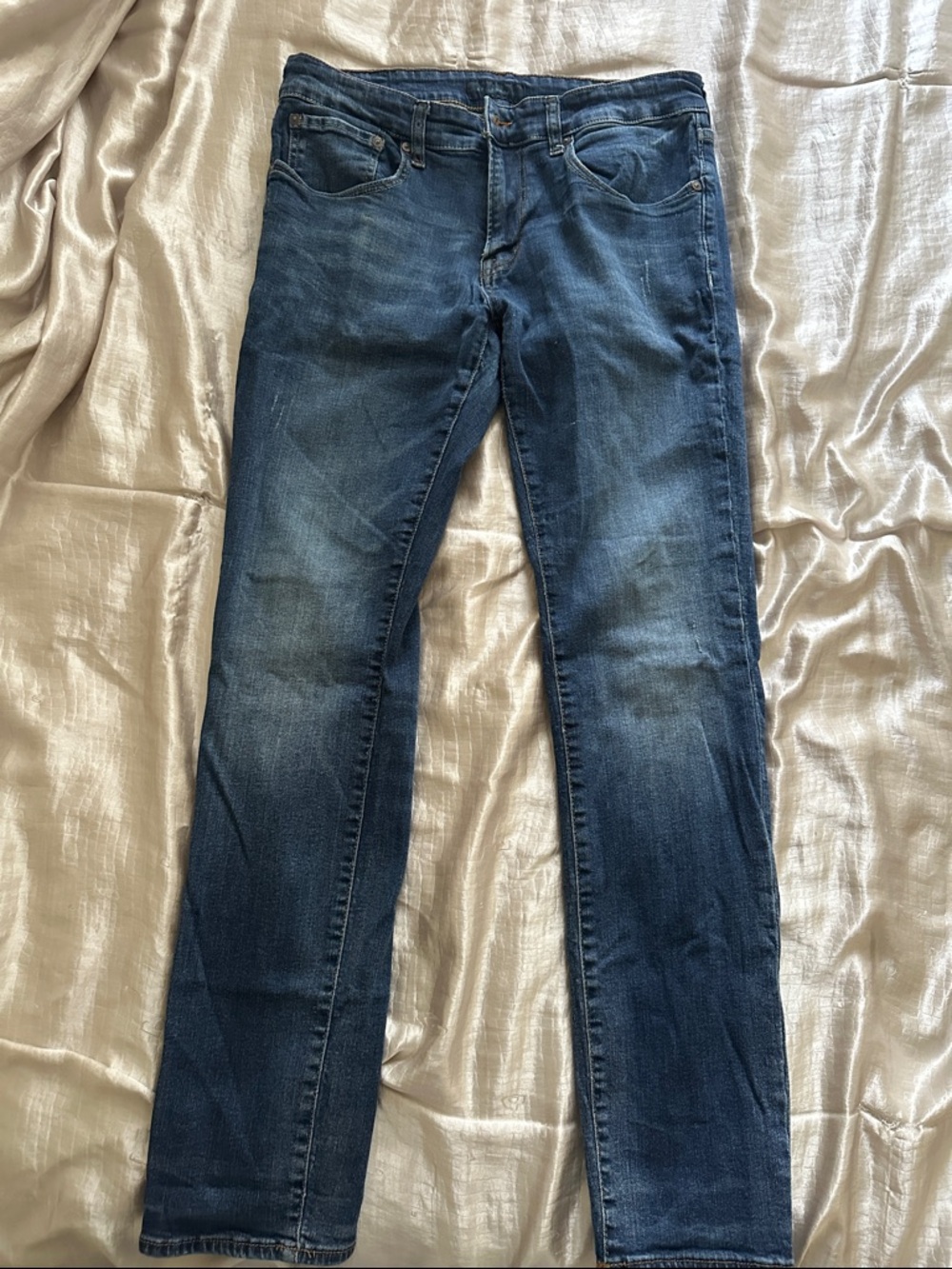 Aeropostale Men’s Skinny Jeans in Dark Blue Wash